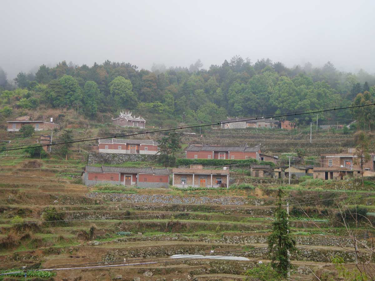 高田村(雲南省宣威市龍潭鎮高田村)