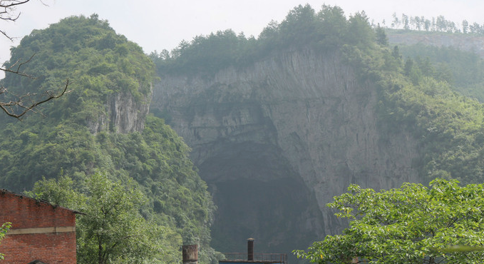 天門洞婁山關