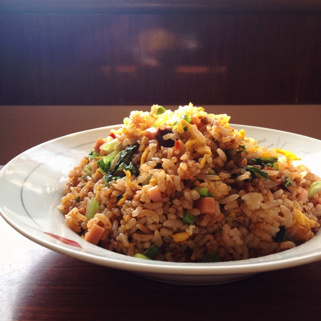 食堂紅油炒飯