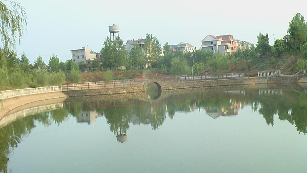 合新村