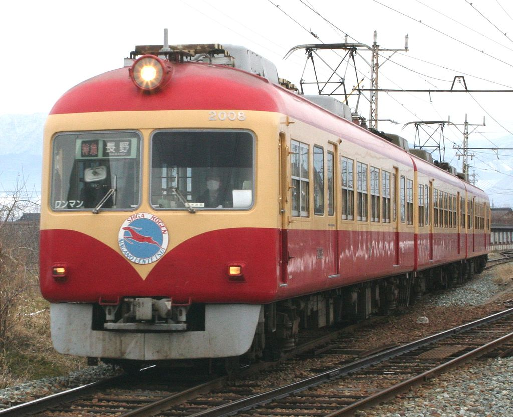 2000型