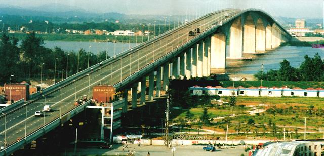 黃石長江公路大橋