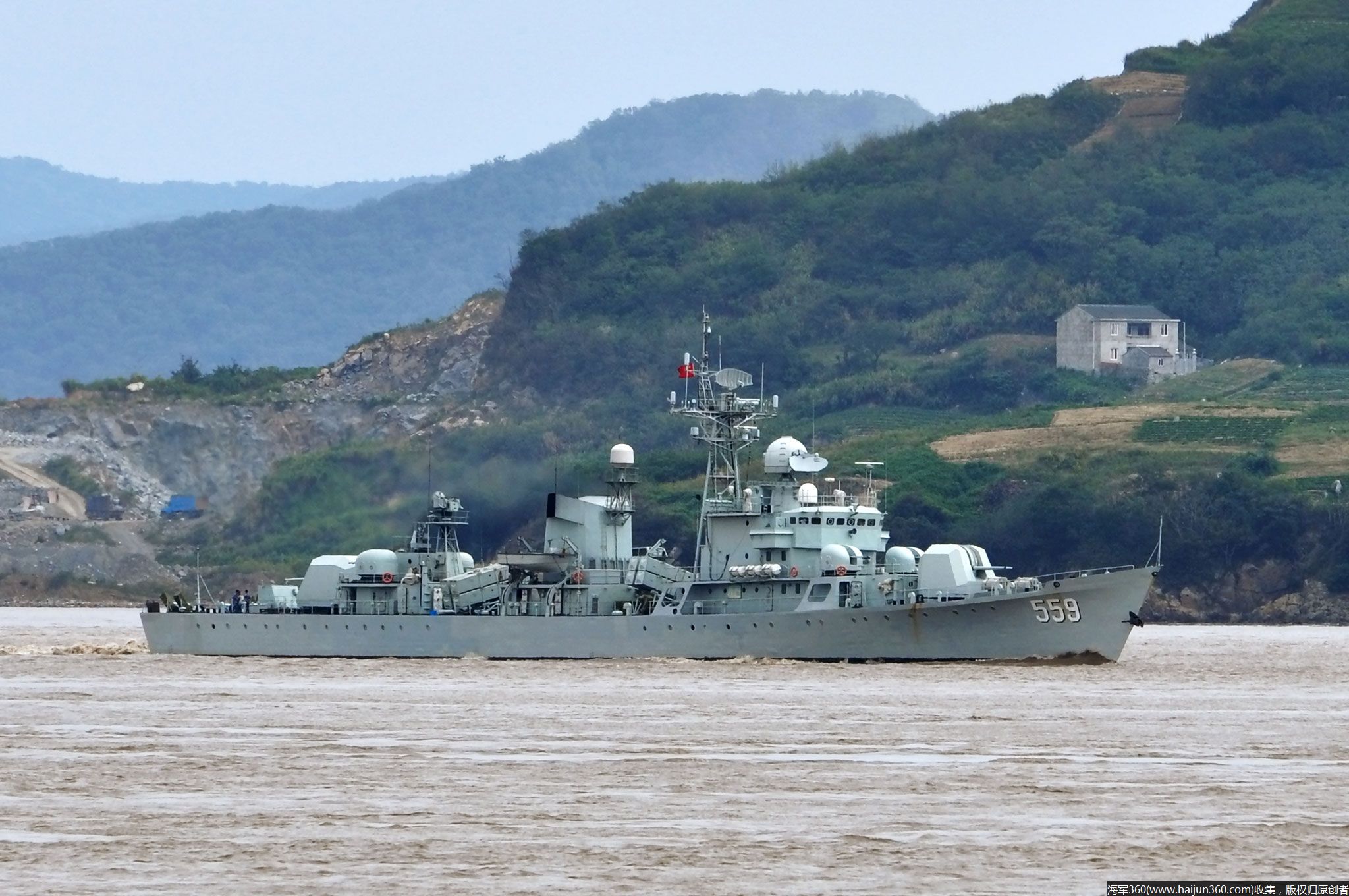 佛山號護衛艦(563江門號飛彈驅逐艦)