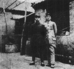 潘峰與任昌輝(左）