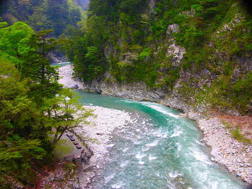 香格里拉峽谷群