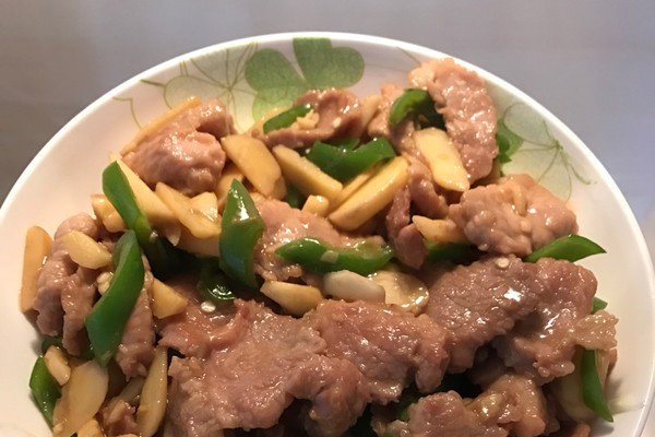 鴨胸肉炒茨菇