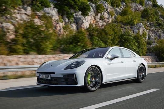 Panamera 4 E-Hybrid