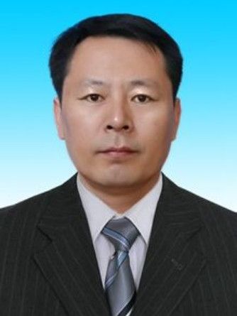 李雪峰(內蒙古自治區科左中旗紀委副書記)