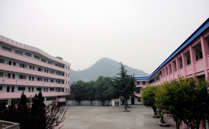 學校全景