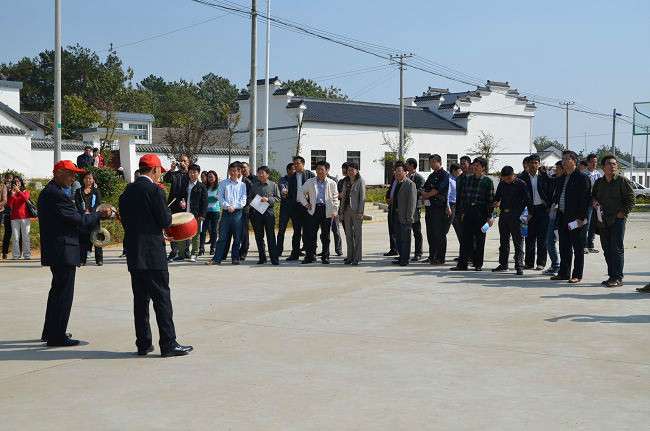 黃鋪村(安徽省安慶市潛山市黃鋪鎮黃鋪村)