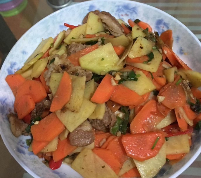 胡蘿蔔茭白炒肉片