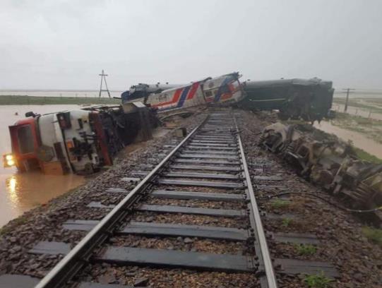 8·12蒙古國客運列車脫軌事件