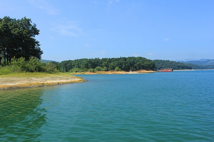 薄山湖景區