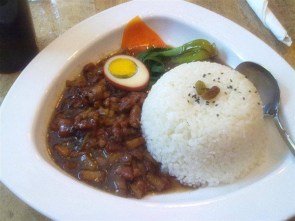 台灣滷肉飯