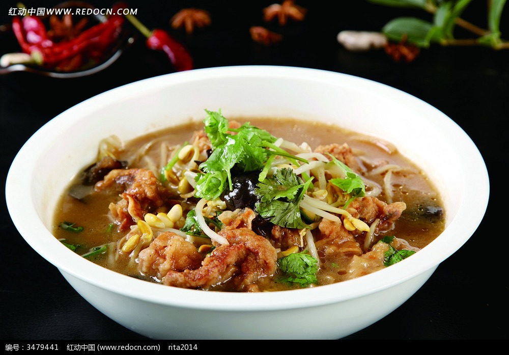 小酥肉燉黃豆芽