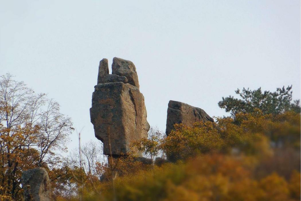 大猴石山