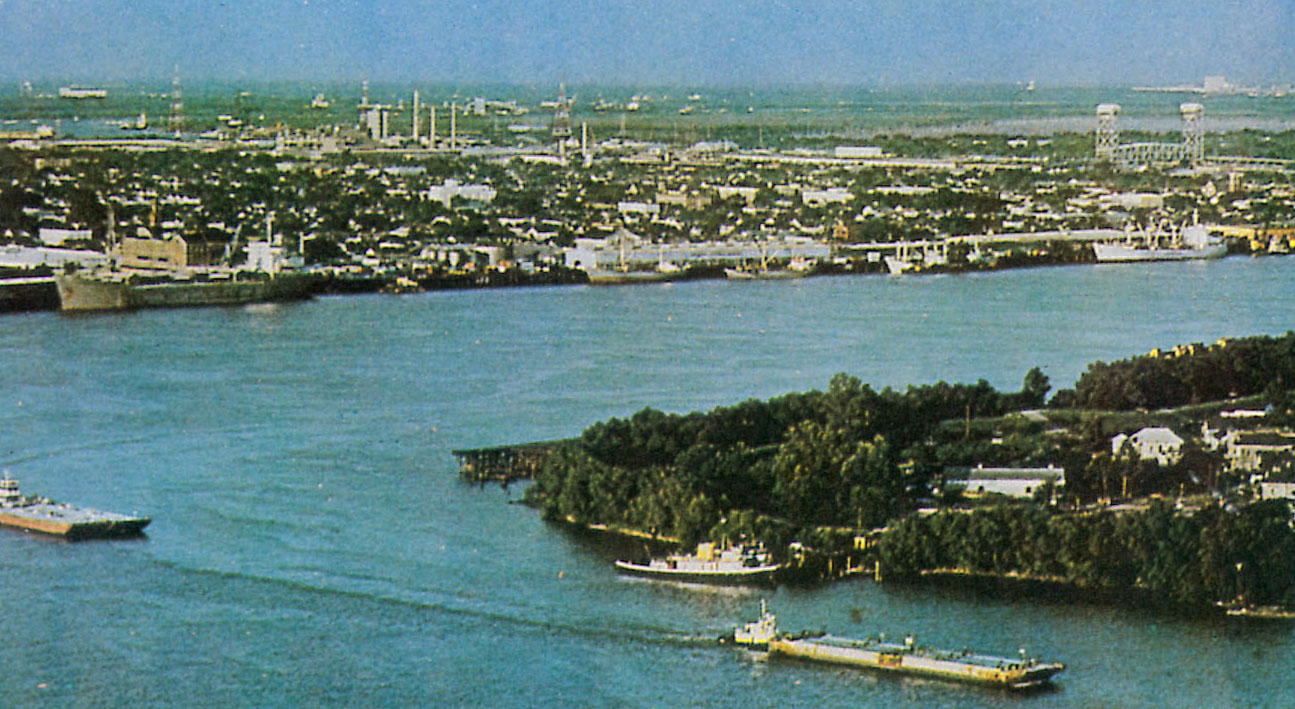 密西西比河(the Mississippi River)