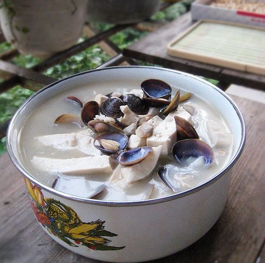 蜆子豆腐湯