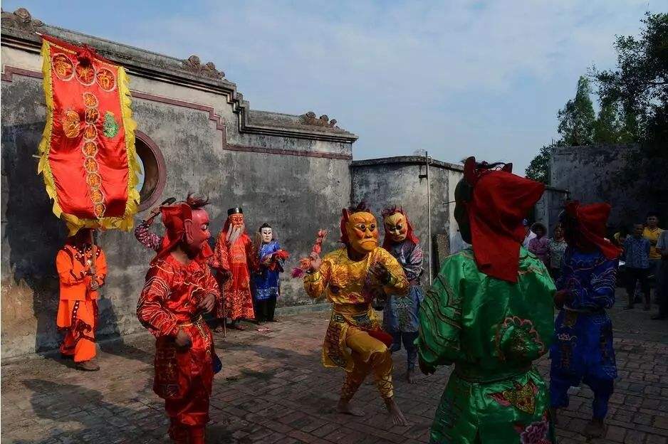 雷州“走清將”