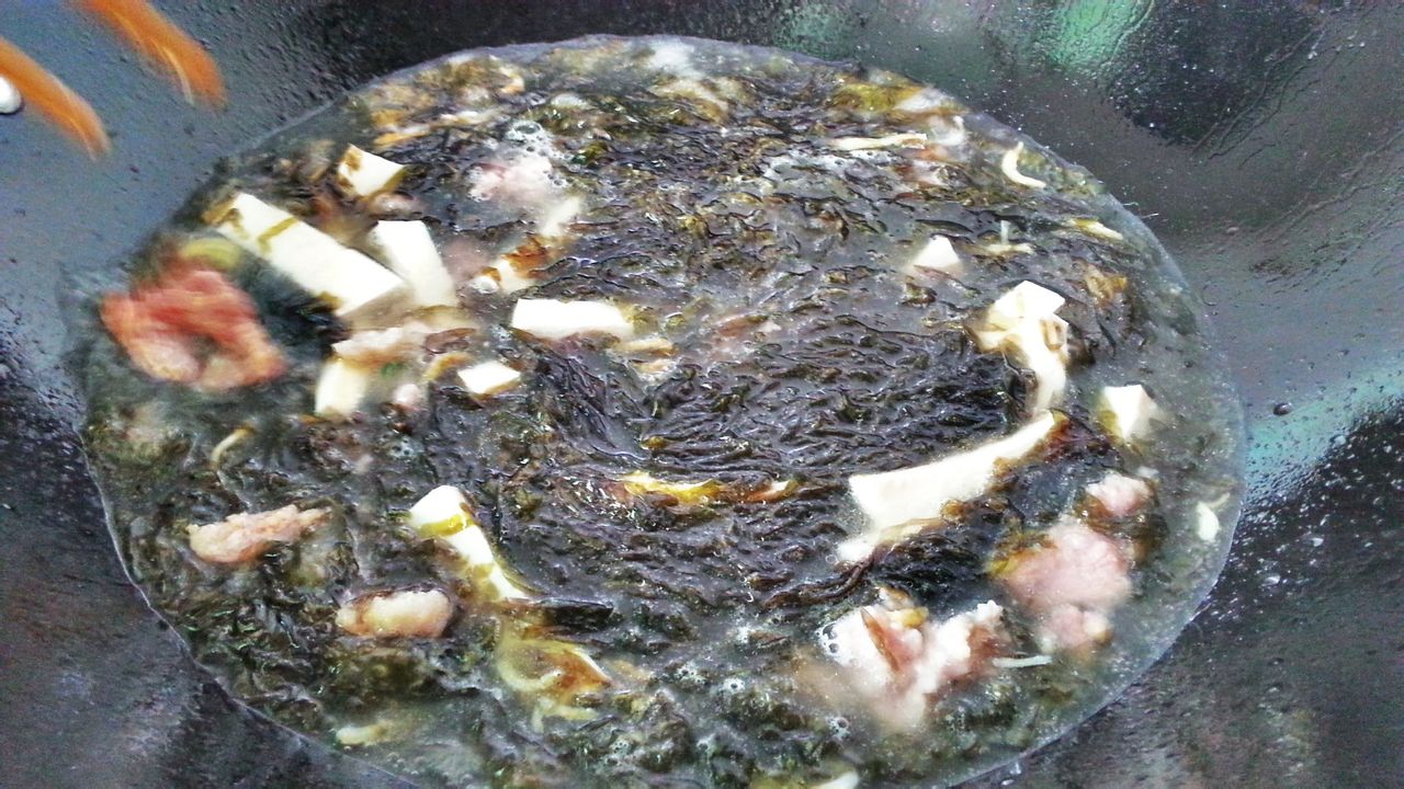 銀魚紫菜豆腐湯