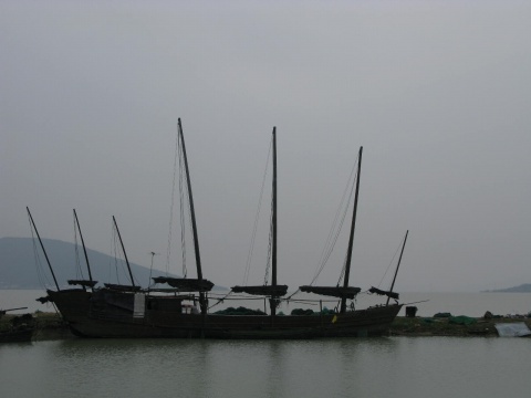 菱湖渚公園