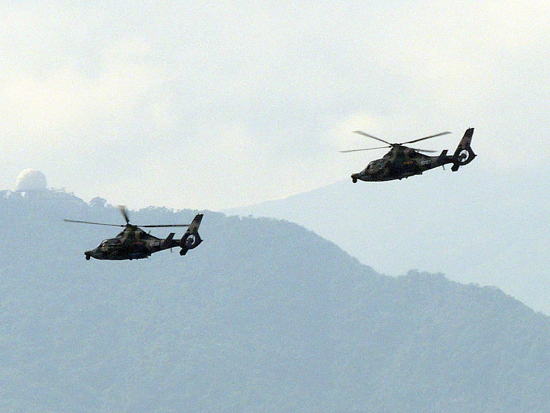 駐港部隊的直-9W武裝直升機