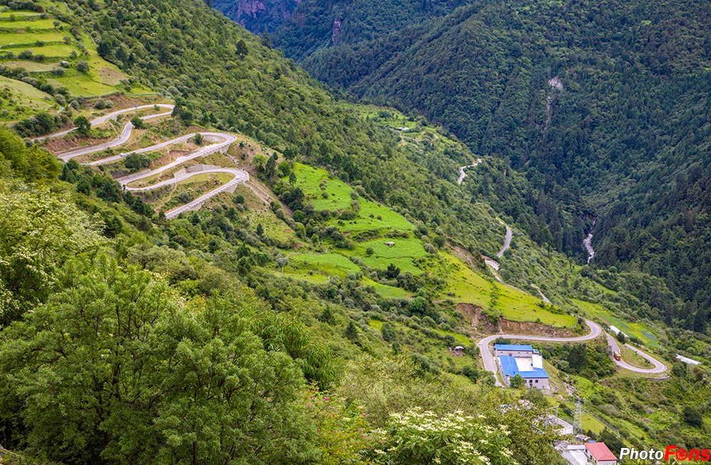 波拉山