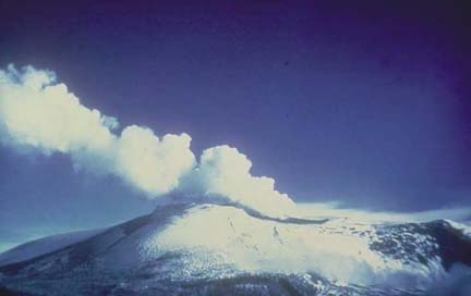 魯伊斯峰火山