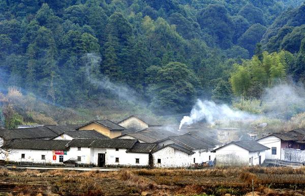 阿婆六村