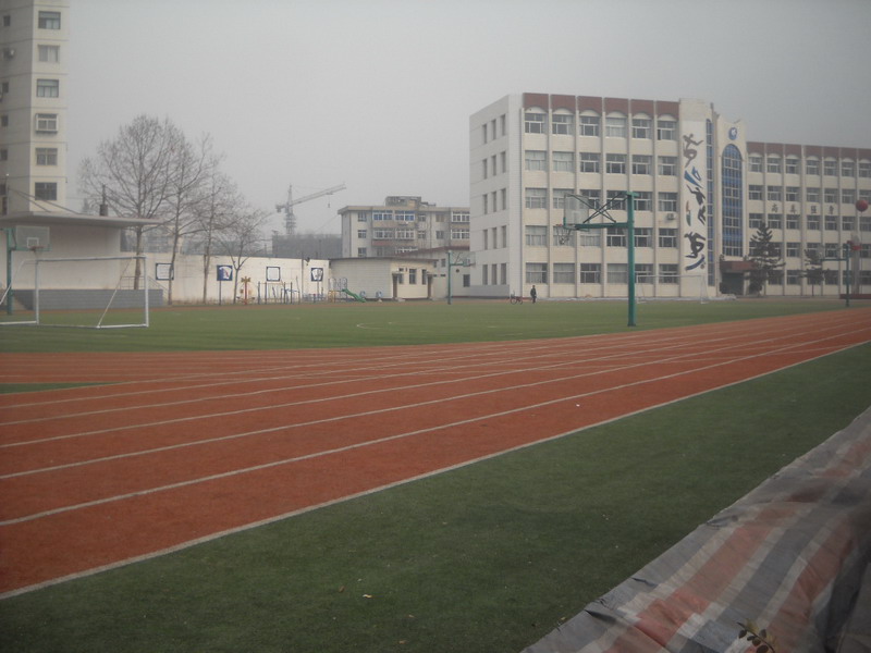 青雲里國小 操場