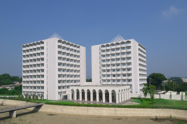 駿河台大學(日本駿河台大學)