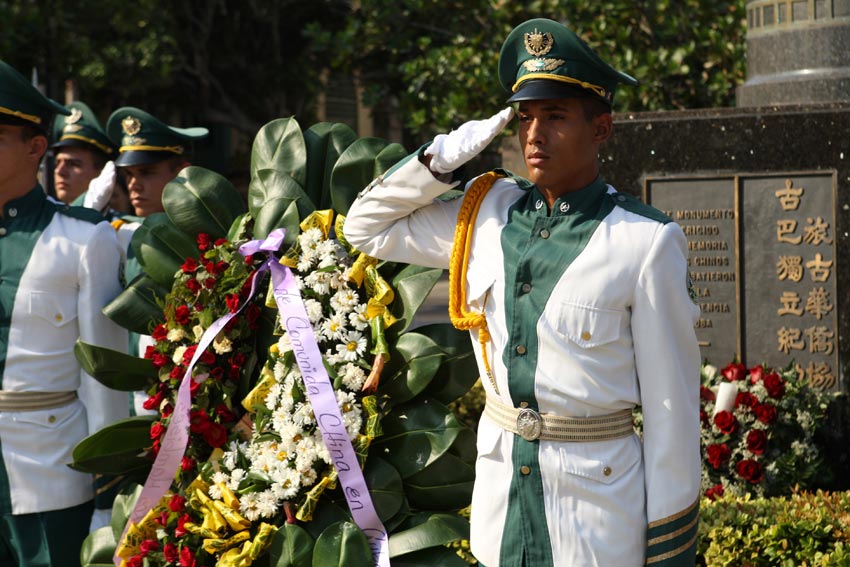 80周年紀念活動現場古巴軍人行軍禮