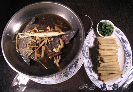 甲魚泡饃