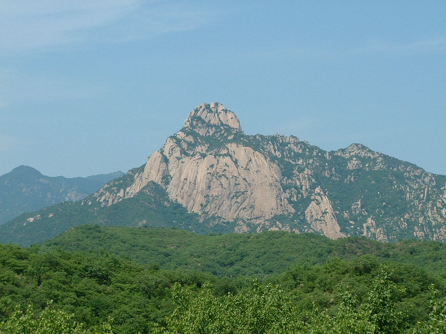 水泉溝村(遼寧省朝陽市凌源市四官營子鎮水泉溝村)