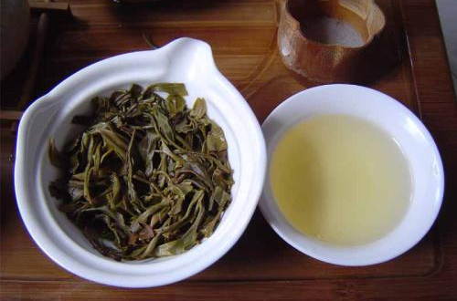 龍虎鬥茶