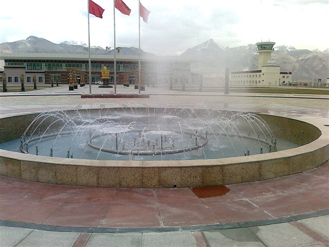 阿里昆莎機場(阿里機場)