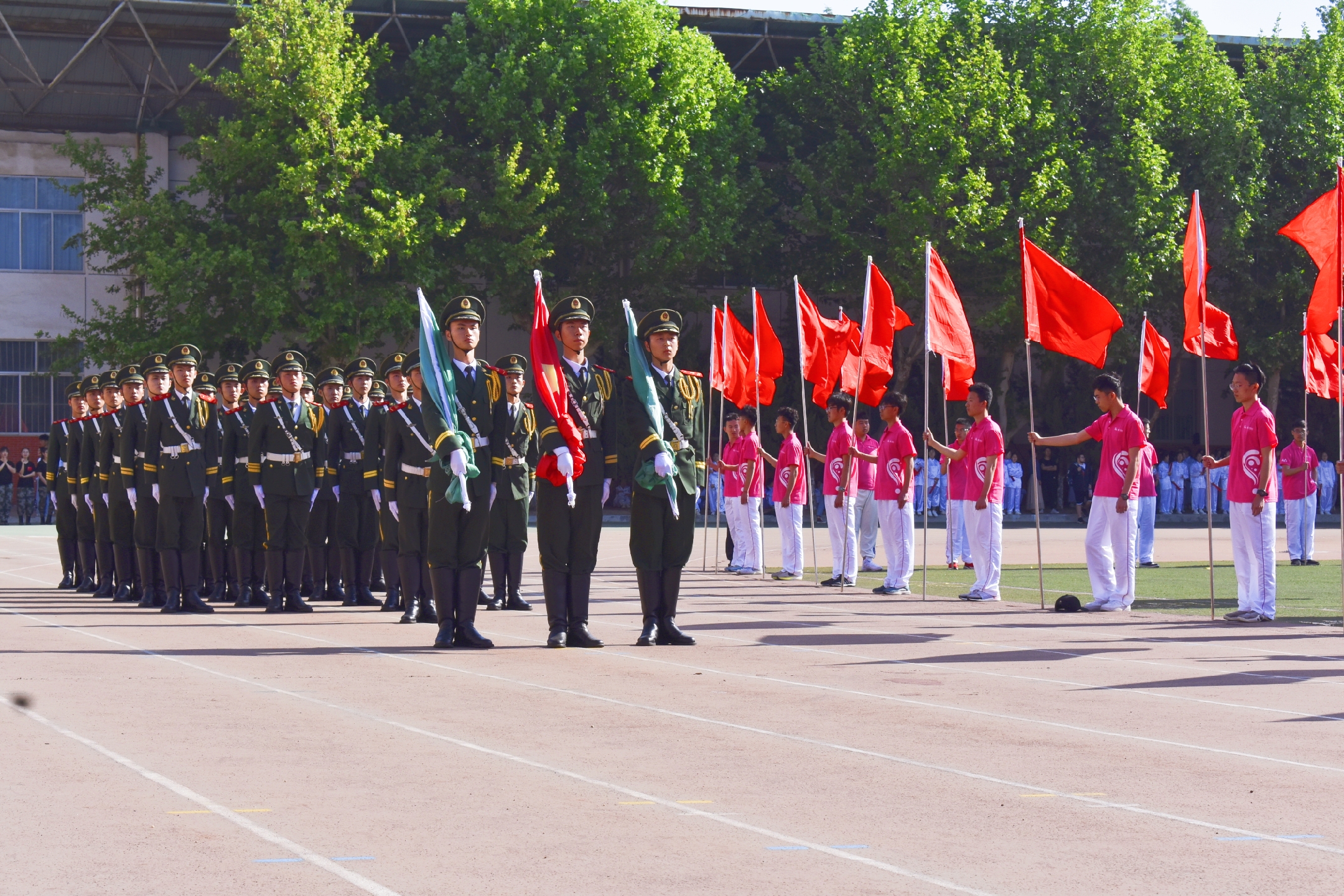 魯東大學國旗護衛隊