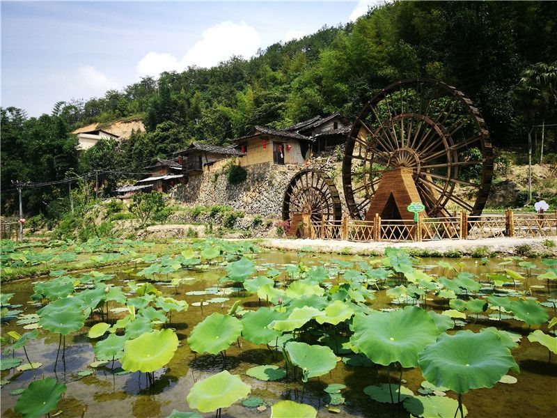 黃獺橋村