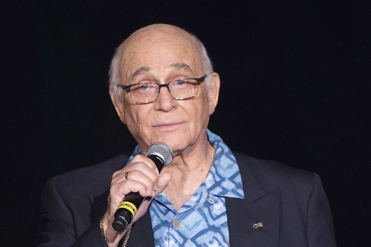 Gavin MacLeod