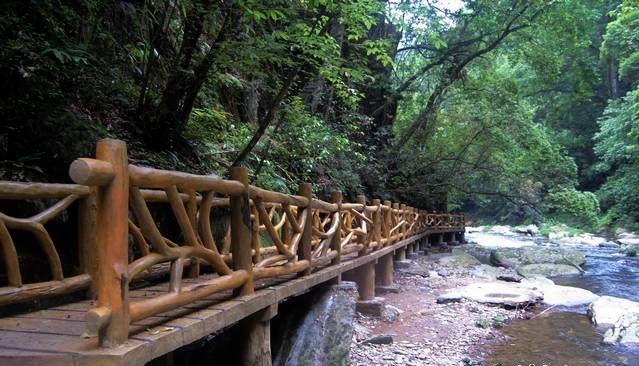 鴛鴦島(湖南景點名)