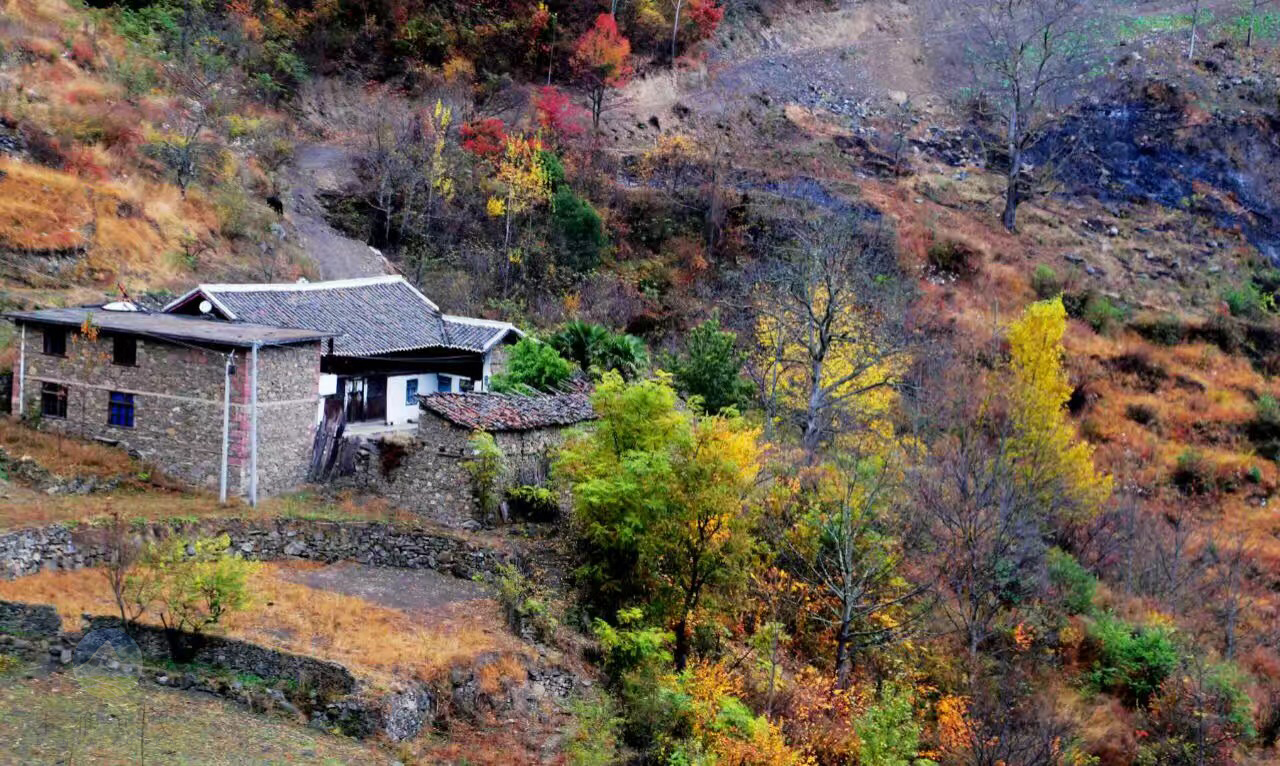 牛背山聶腳溝