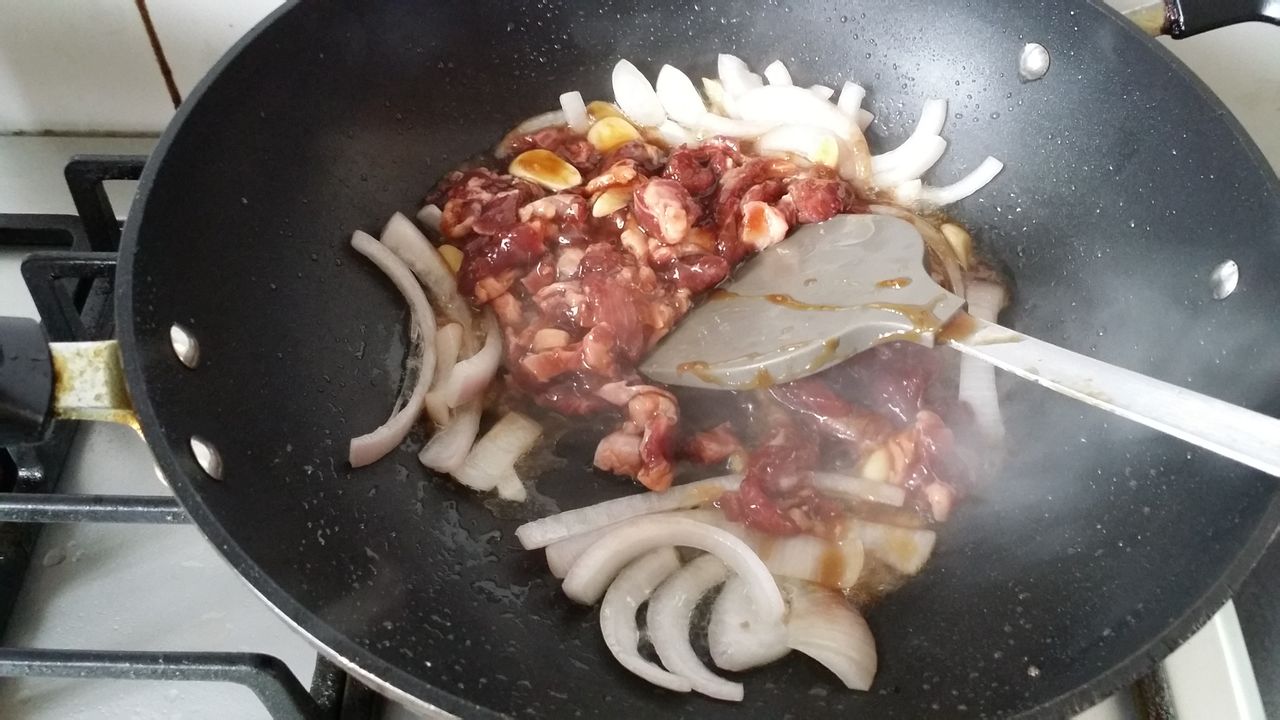 青椒牛肉蓋澆飯