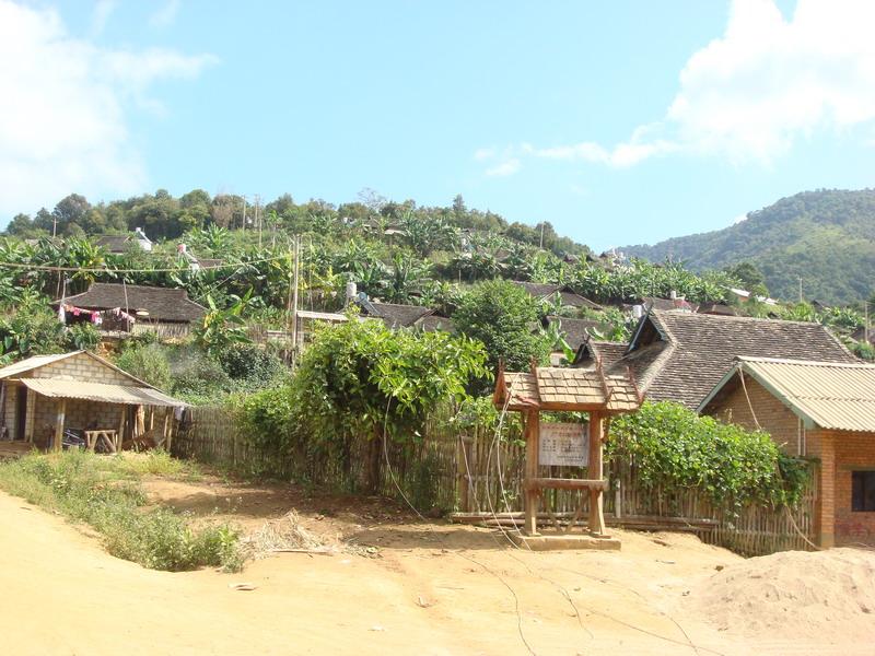 老寨村(雲南省文山馬關縣夾寒箐鎮老寨村委會)