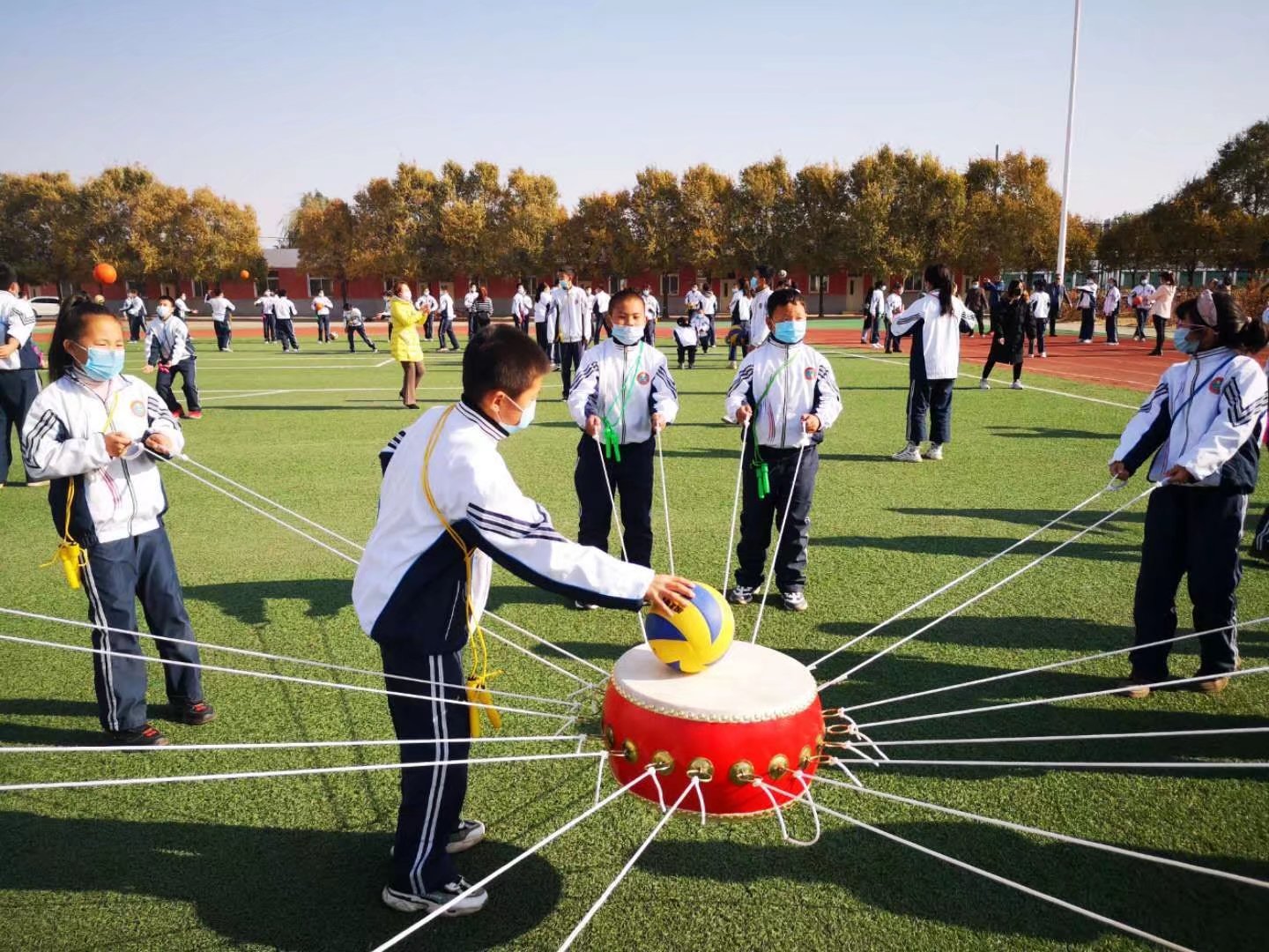 遼中縣大黑崗子九年一貫制學校