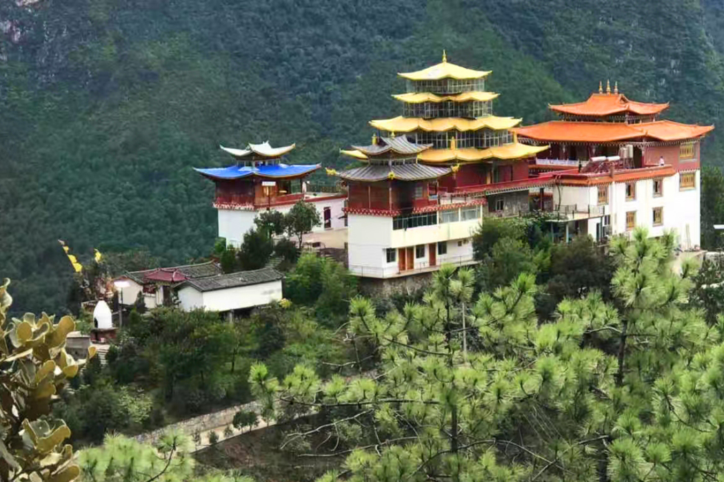 太陽寺(雲南省迪慶州維西縣太陽寺)