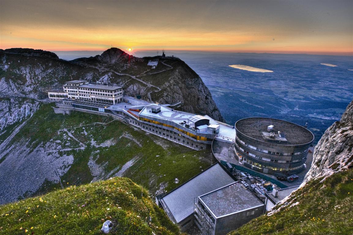 皮拉圖斯山山頂全景