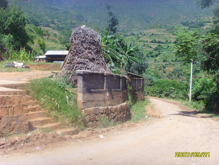 下河川村進村公路