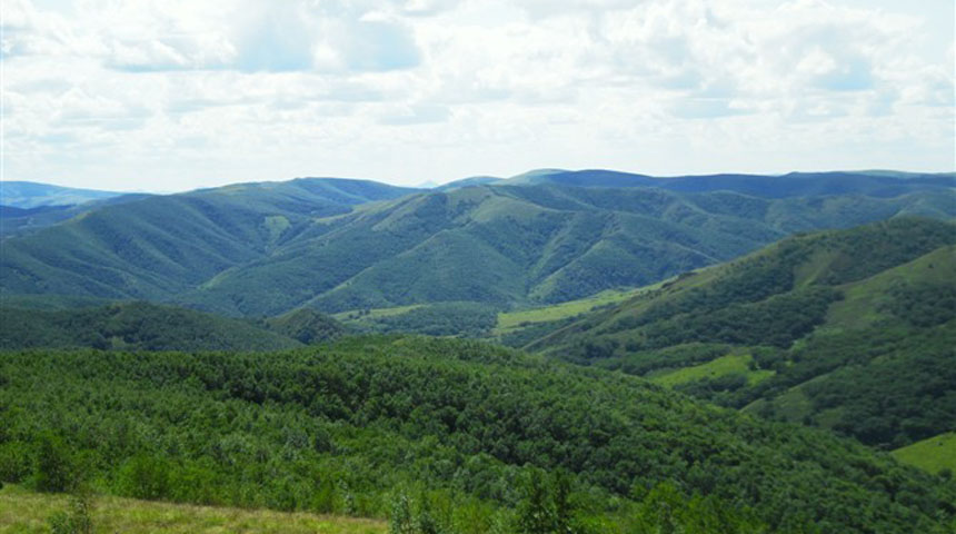 蒙格罕山