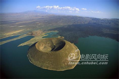 納夫比奧托姆火山