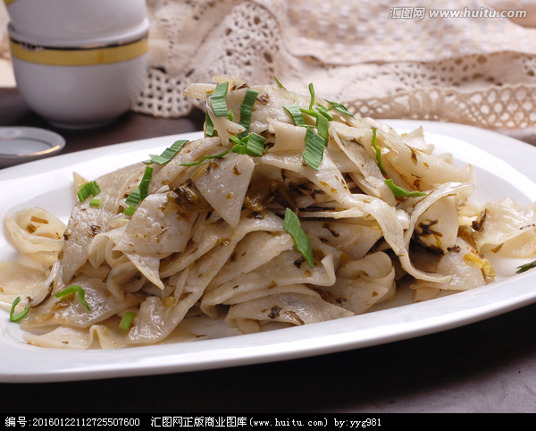 酸菜炒麵皮